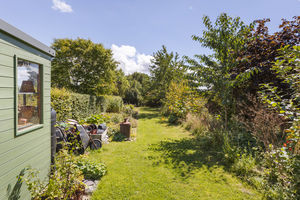 Photo 32- click for photo gallery